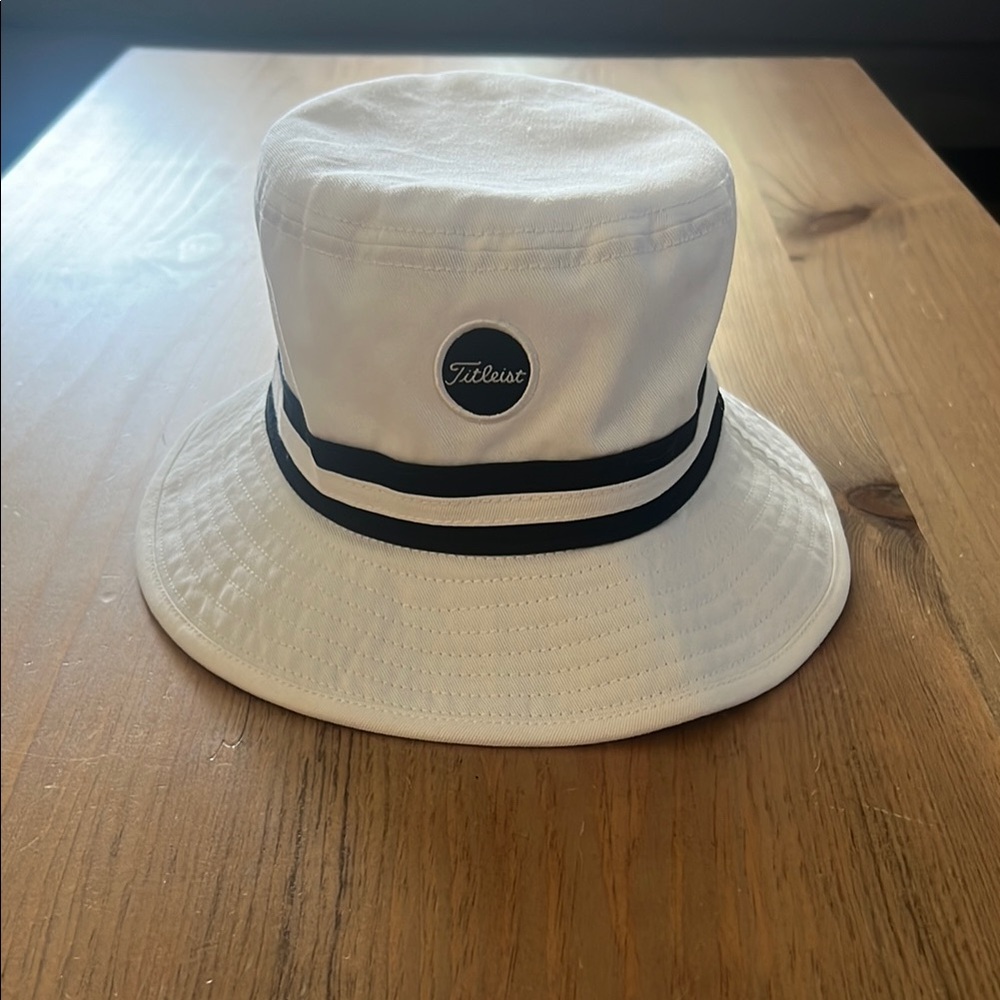 Titleist Classic White and Black Bucket Hat